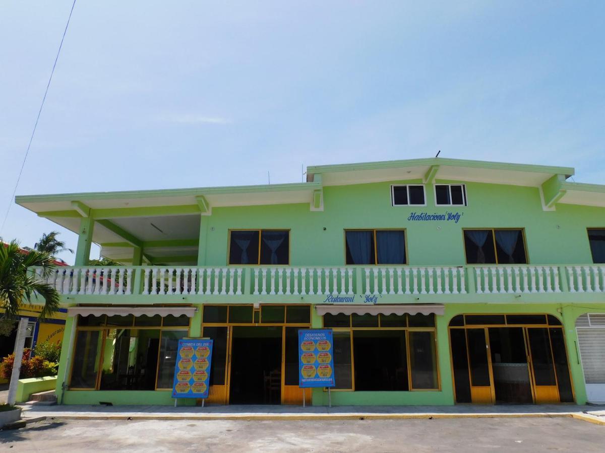 Casa De Huespedes Yoli By Rotamundos Hotel Playa Chachalacas Eksteriør billede
